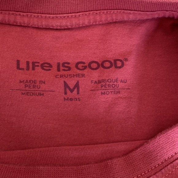 Life Is Good Men’s shirt sleeve crusher tee. Sz Medium faded red- buffalo - Picture 4 of 4